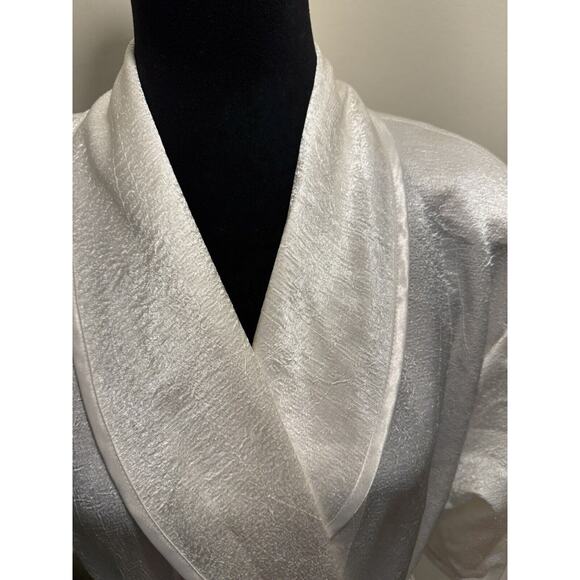 Vintage 80'S VICTORIA'S SECRET GOLD LABEL WHITE CRINKLE SATIN BELTED ROBE S/M ** - Picture 4 of 11